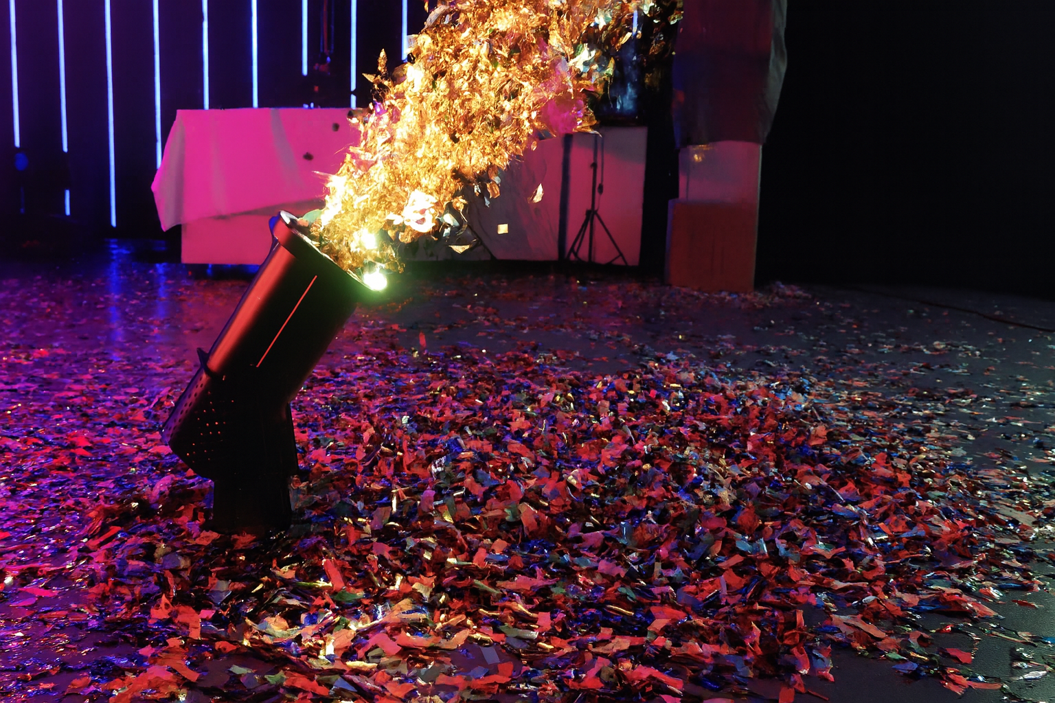 How Does a Confetti Machine Work?