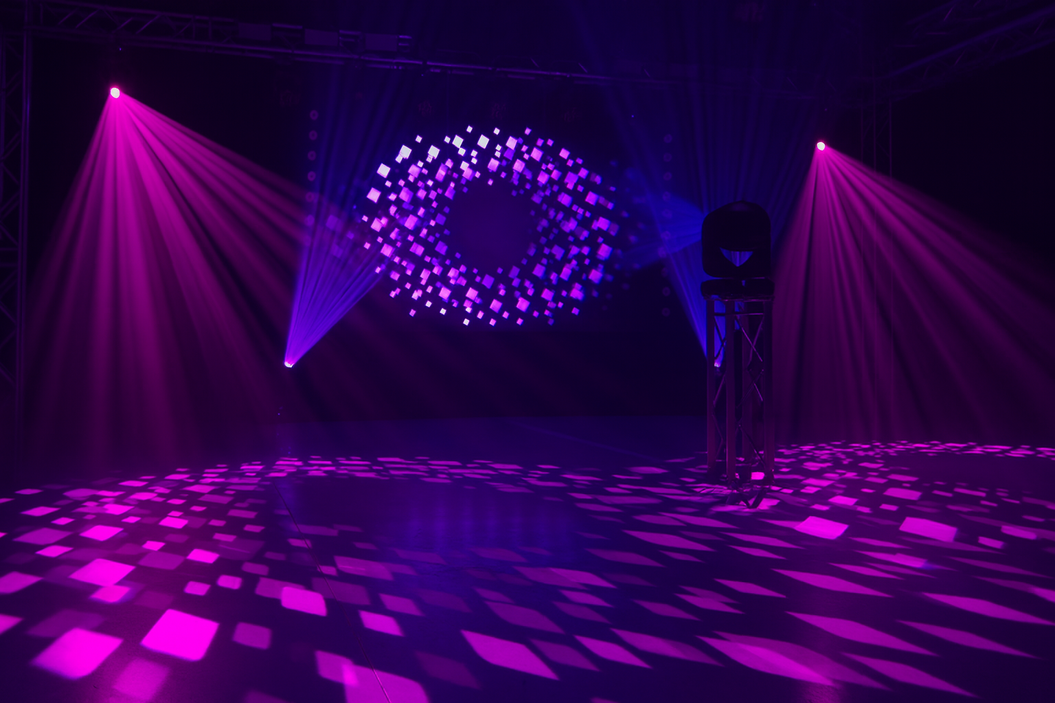 What Kind of Effects Can Moving Head Beam Lights Create?