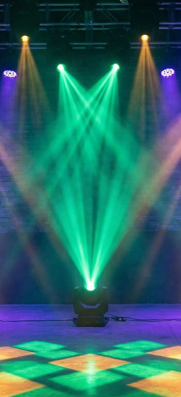 <h1><strong>Stage Light</strong></h1>